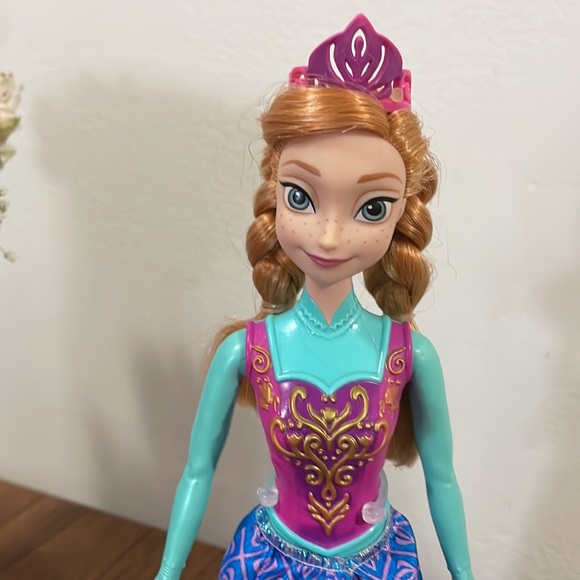 Disney Frozen, Anna- barbie - Picture 5 of 5